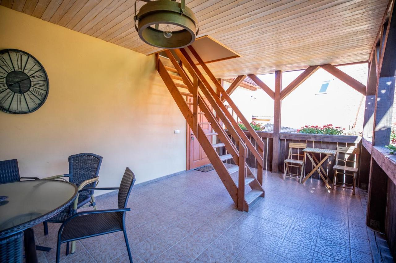 Casa Paulini Apartment Cisnădioara Exterior foto
